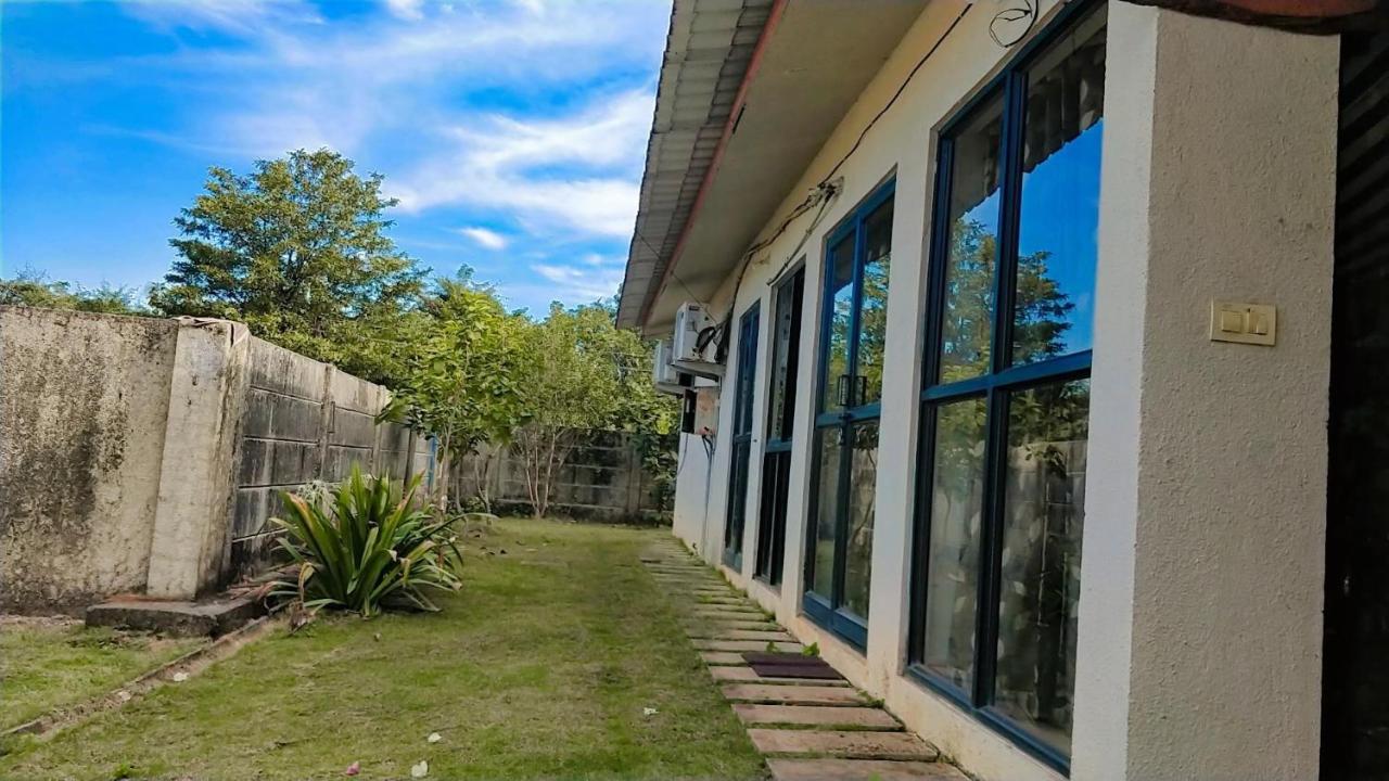 Chalet Ahaz, The Place Of Privacy With Outside Sitting Karjat Kültér fotó